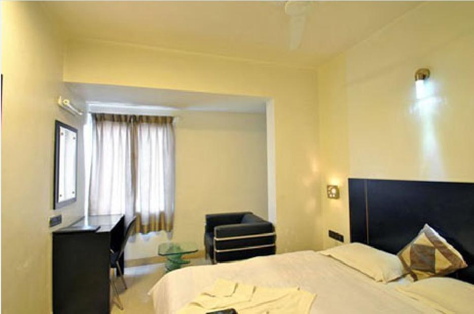 Hotel T.A.P. Gold Crest Bangalore Værelse billede